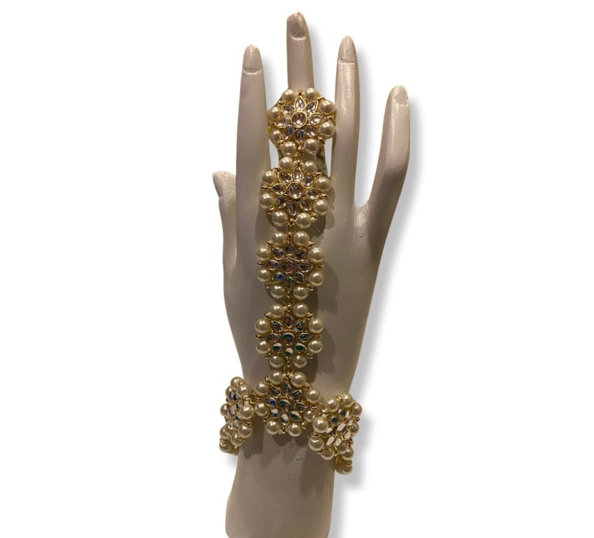 Phool Pearl & Kundan Haath Pan