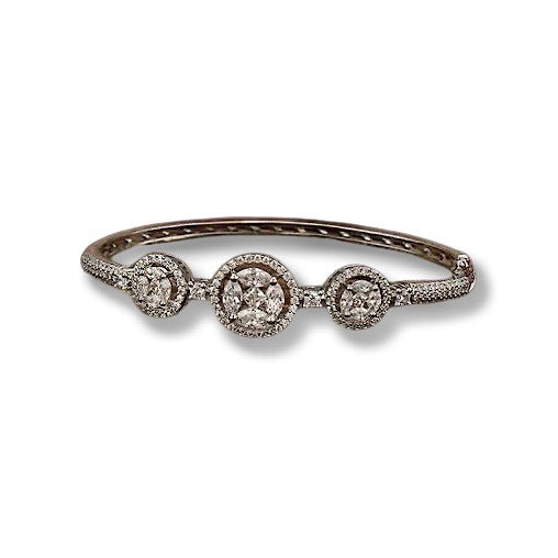 Celeste Halo Bracelet in Silver Finish