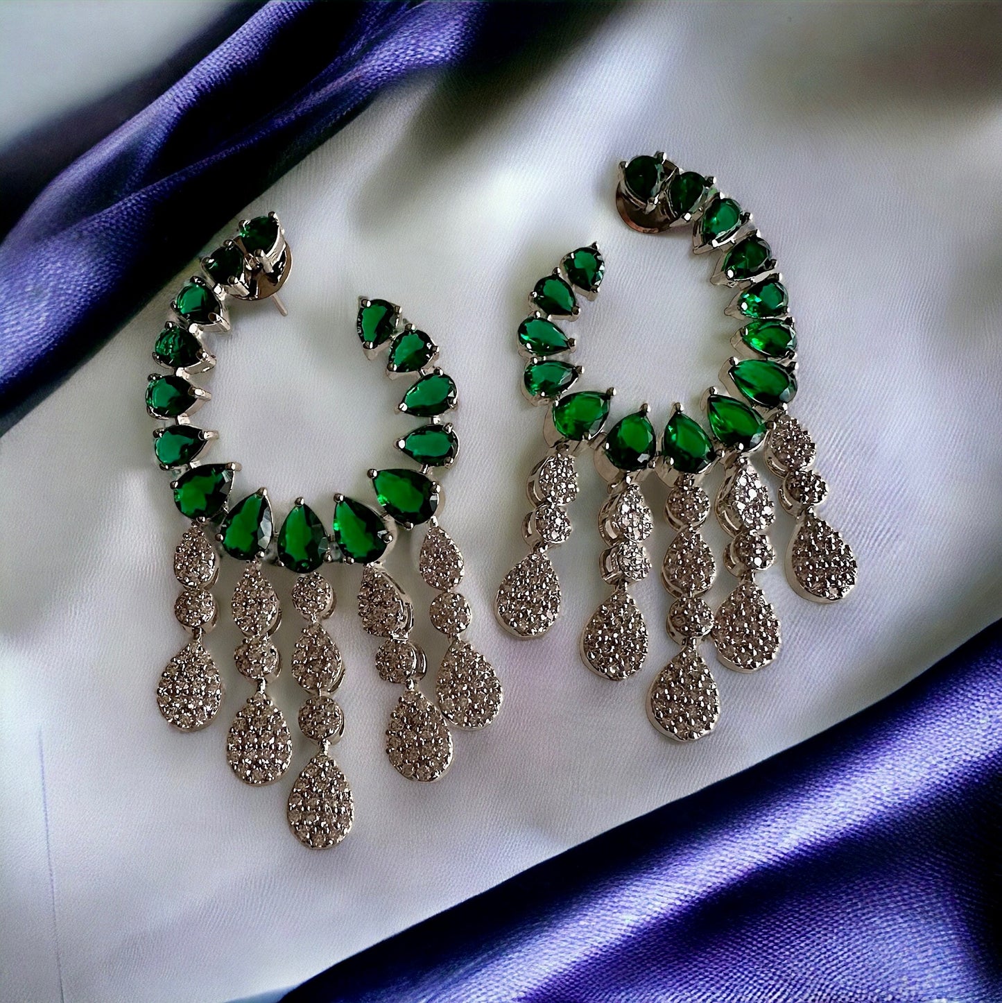 Emerald Aura Chandelier Earrings
Emerald Green Crystal Chandelier Earrings – Silver Finish
