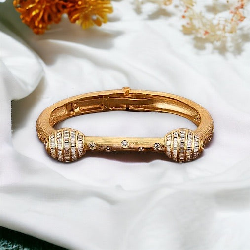 Regal Knot Cuff Bracelet with Crystal Detailing – Gold Finish
