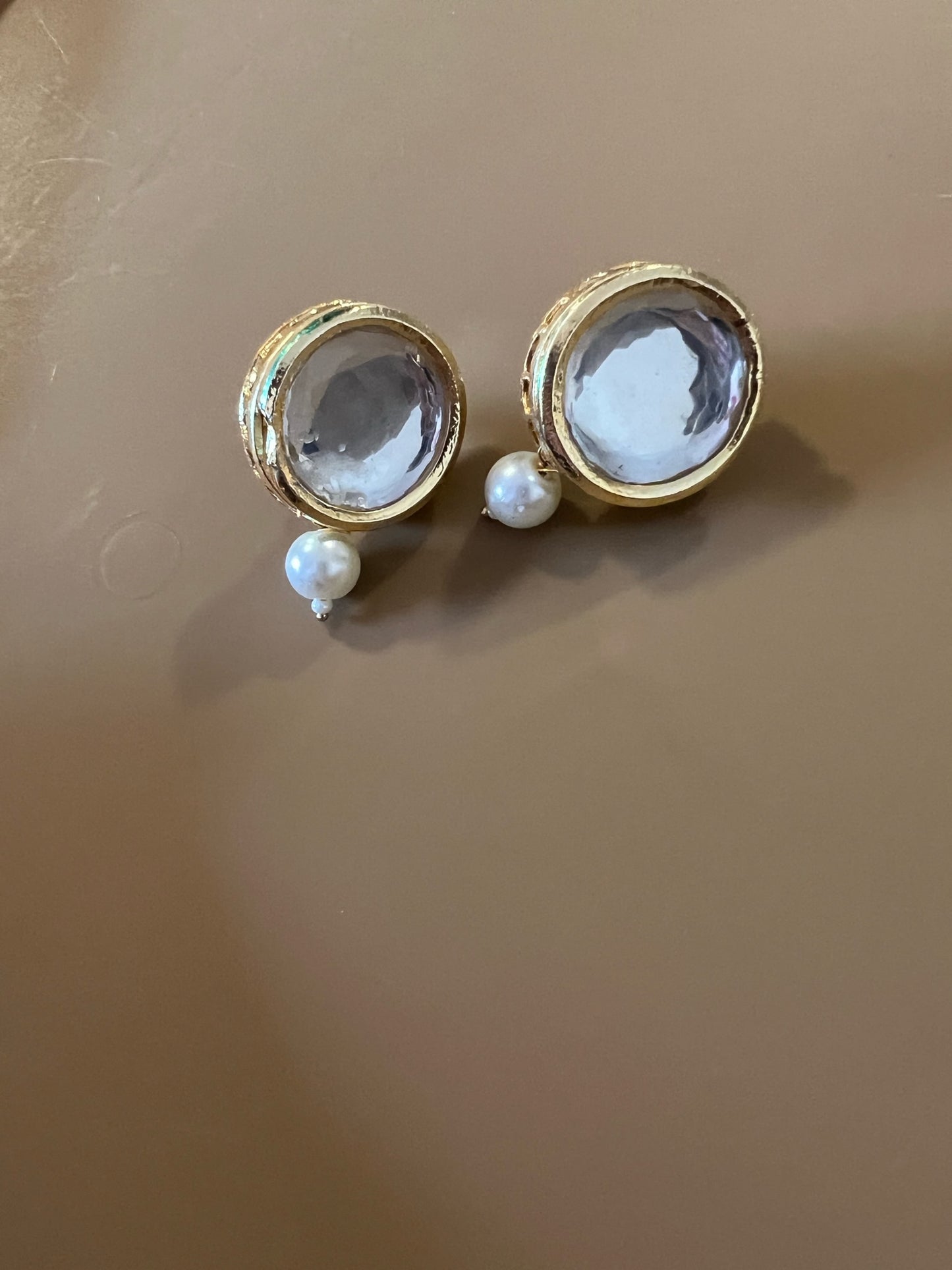 Kundan & White Pearl Choker Necklace Set