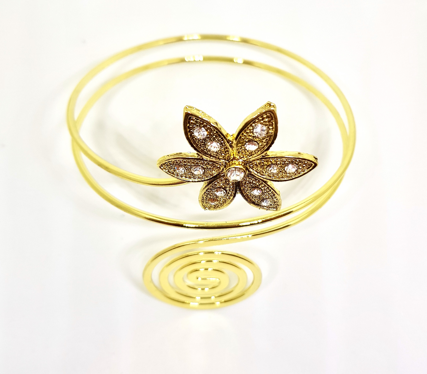 SUNFLOWER ACCENTED METAL ARMLET ARMBAND GOLD